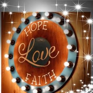 Meet your Posher, Pamela